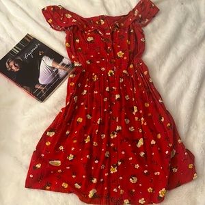 NWT. Off-should Summer Dress🌼🥀